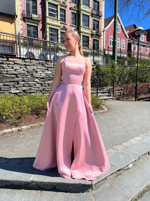 Hovedbilde Kjole Iben