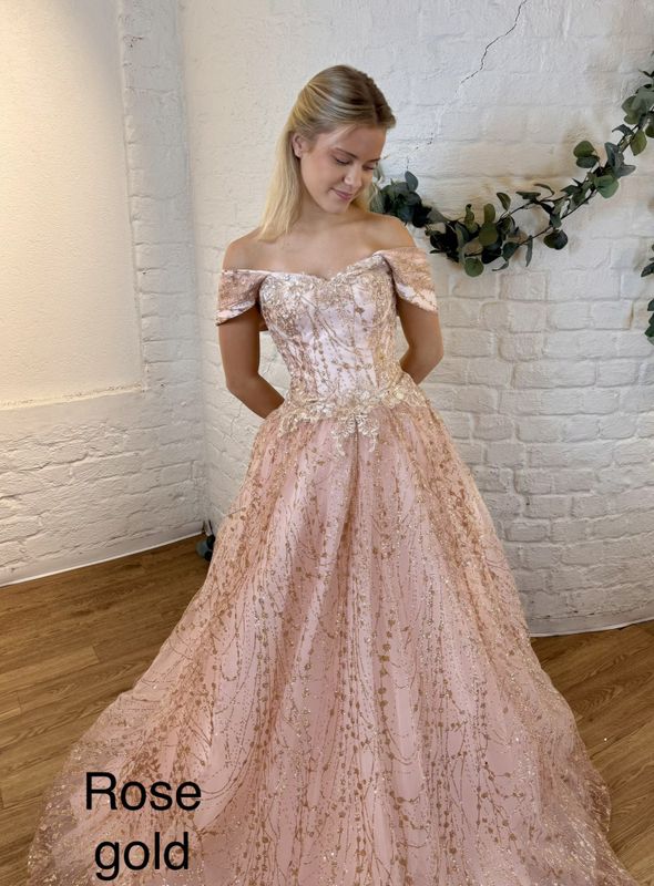 Amelia Ballkjole