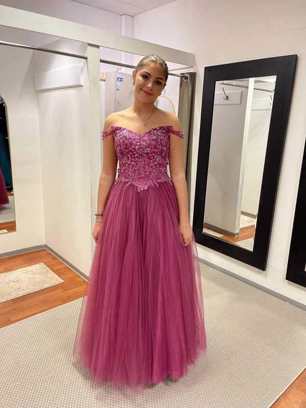 Mira Bell Ballkjole Standard størrelse